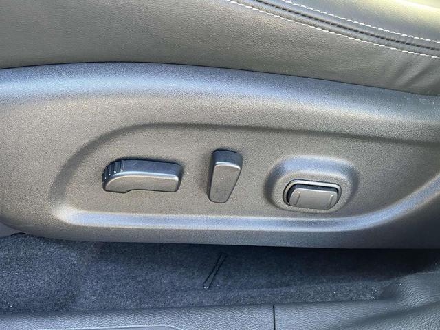 Photo of 2024 Scarlet Ember Tintcoat Nissan Murano