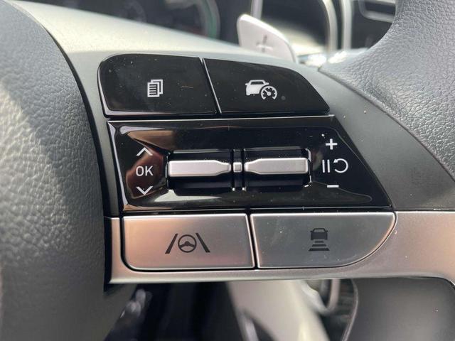 Photo of 2024 Shimmering Silver Hyundai TUCSON Hybrid