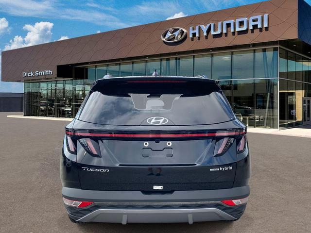 Photo of 2024 Black Pearl Hyundai TUCSON Hybrid