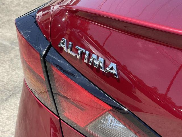 Photo of 2020 Scarlet Ember Tintcoat Nissan Altima