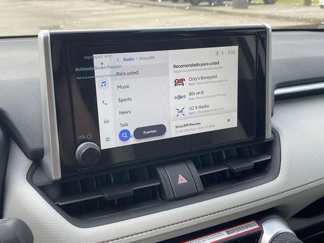 Photo of 2025 Ice Cap Toyota RAV4