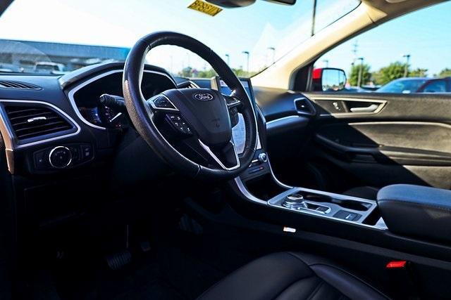 Photo of 2021 Red Ford Edge