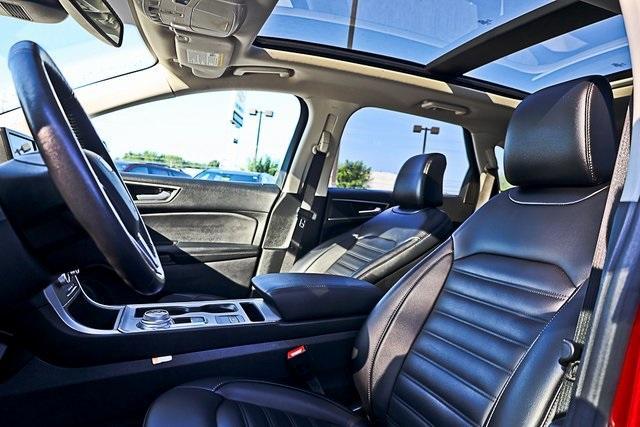 Photo of 2021 Red Ford Edge