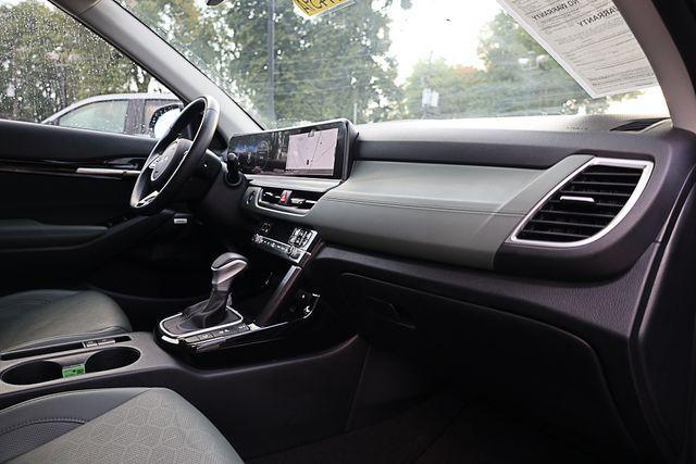 Photo of 2024 Fusion Orange Kia Seltos