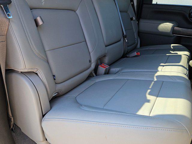 Photo of 2021 Quicksilver Metallic GMC Sierra 2500