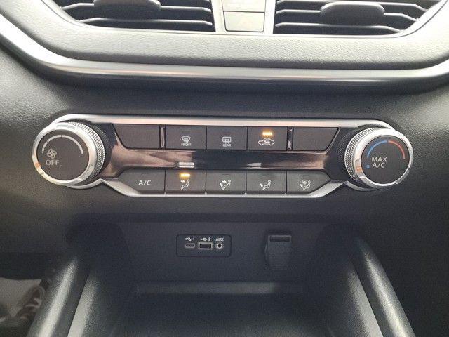 Photo of 2019 Super Black Nissan Altima