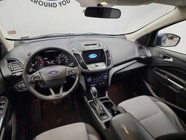 Photo of 2018 Blue Ford Escape