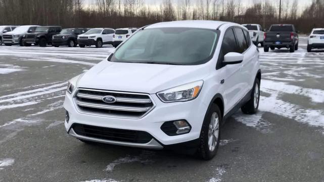 Photo of 2017 OXFORD WHITE Ford Escape