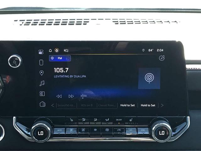 Photo of 2024 Summit White Chevrolet Colorado