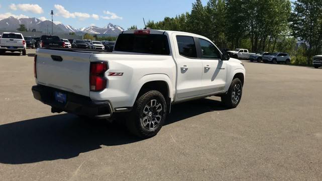 Photo of 2024 Summit White Chevrolet Colorado