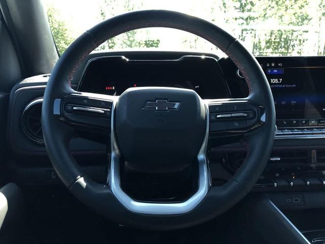 Photo of 2024 Summit White Chevrolet Colorado