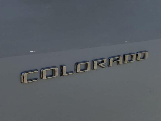 Photo of 2024 Summit White Chevrolet Colorado