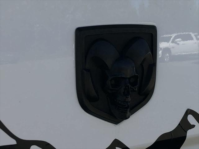 Photo of 2017 Bright White RAM 1500