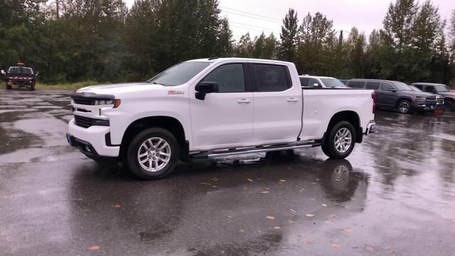 Photo of 2022 Summit White Chevrolet Silverado 1500