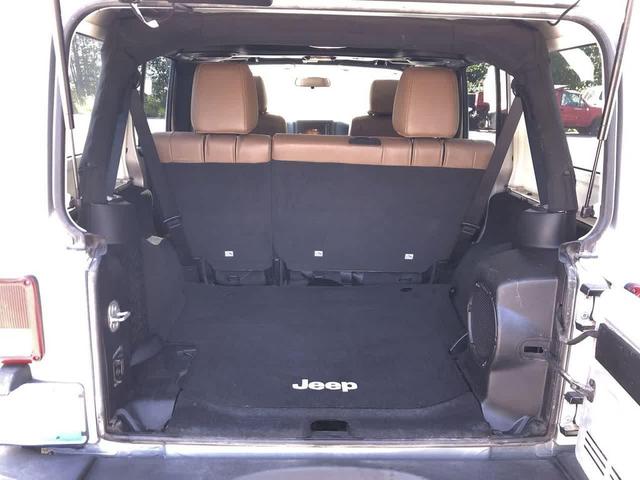 Photo of 2012 Bright Silver Metallic Clearcoat Jeep Wrangler Unlimited