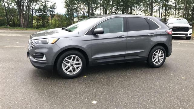 Photo of 2024 CARBONIZED GRAY Ford Edge