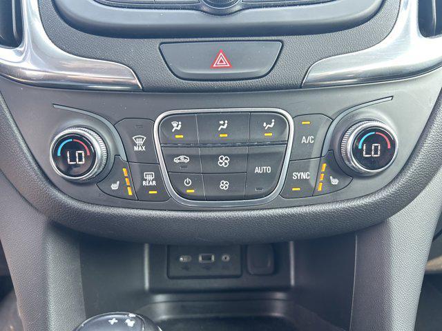 Photo of 2020 Mosaic Black Metallic Chevrolet Equinox