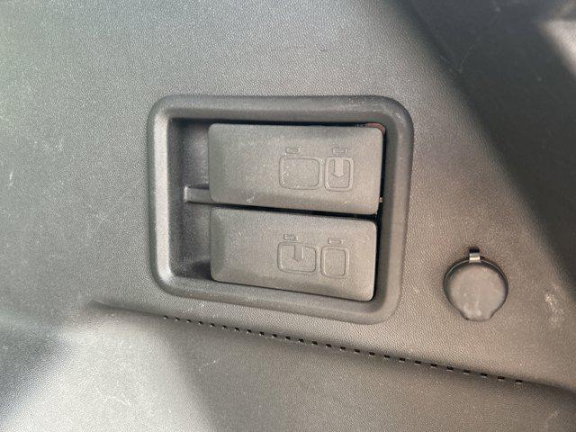 Photo of 2020 Mosaic Black Metallic Chevrolet Equinox