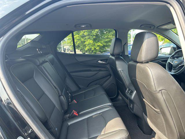 Photo of 2020 Mosaic Black Metallic Chevrolet Equinox