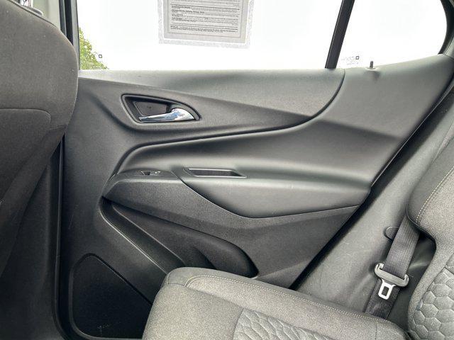 Photo of 2019 Summit White Chevrolet Equinox