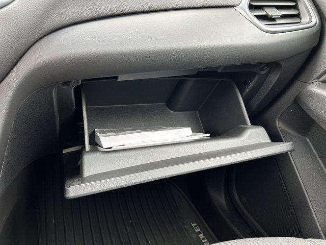 Photo of 2019 Summit White Chevrolet Equinox