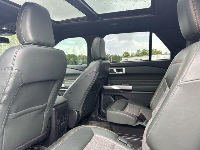 Photo of 2022 Agate Black Metallic Ford Explorer