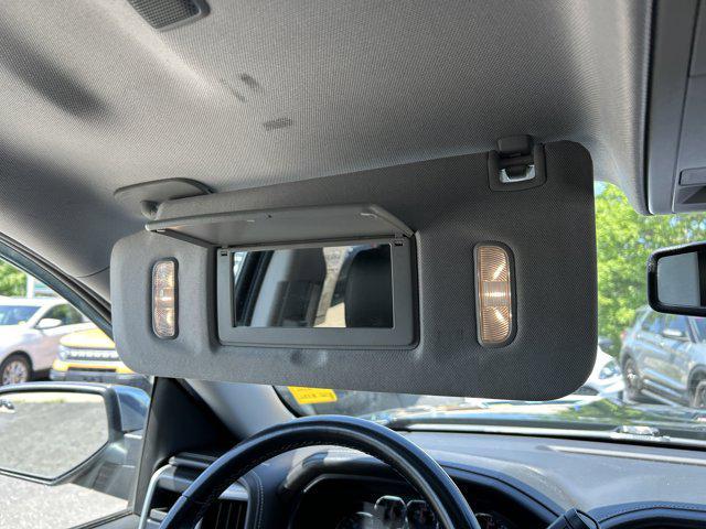 Photo of 2014 Onyx Black GMC Sierra 1500