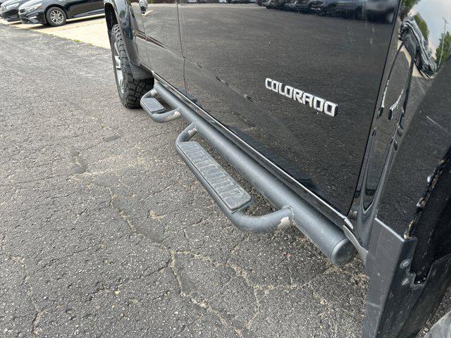 Photo of 2017 Black Chevrolet Colorado
