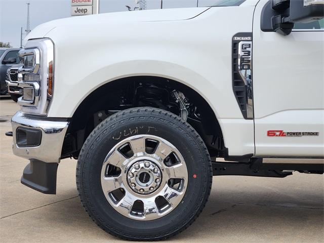 Photo of 2025 Star White Ford F-350