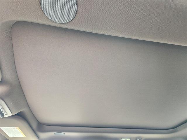 Photo of 2025 Star White Ford F-350