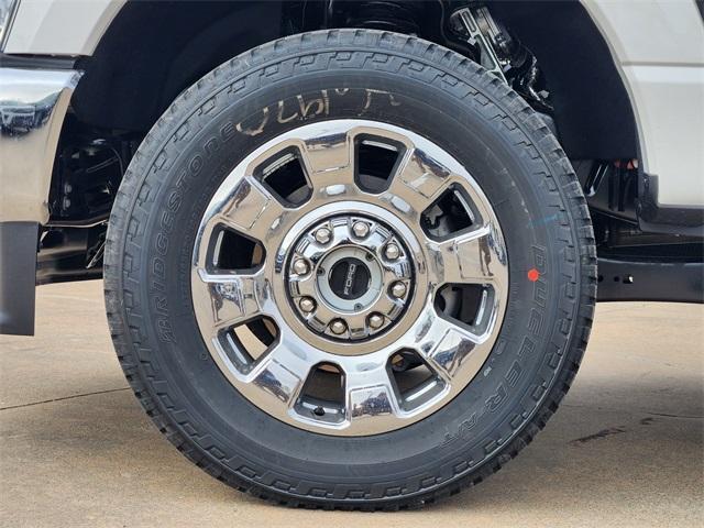 Photo of 2025 Star White Ford F-350
