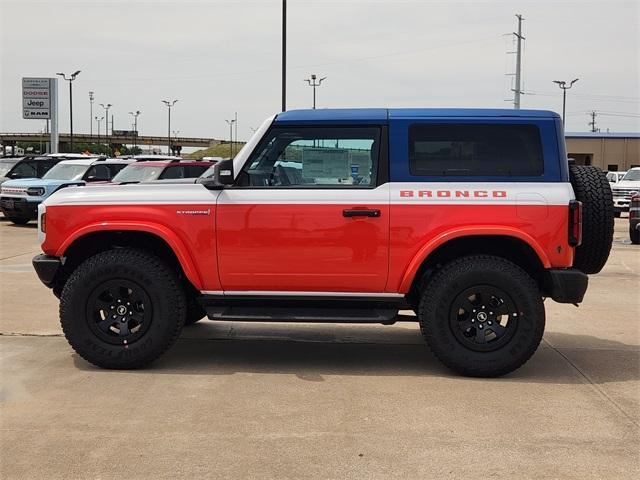 Photo of 2025 Oxford White Ford Bronco