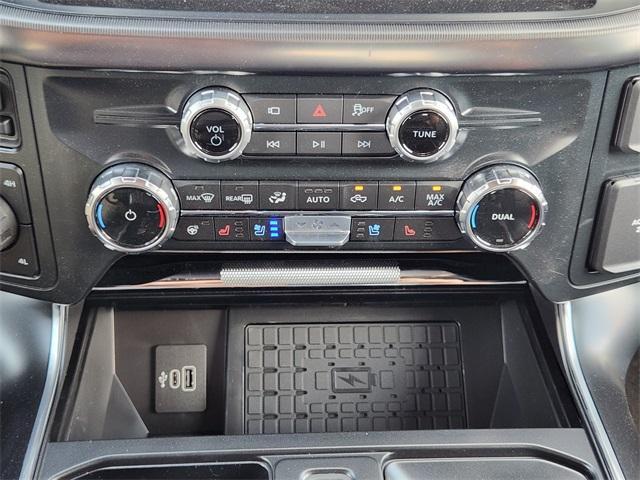 Photo of 2025 Agate Black Metallic Ford F-150