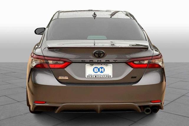 Photo of 2022 Predawn Gray Mica Toyota Camry