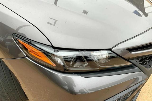 Photo of 2022 Predawn Gray Mica Toyota Camry