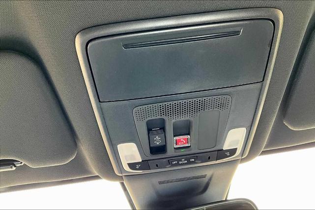 Photo of 2026 Blue Honda CR-V Hybrid
