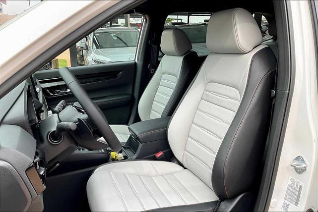 Photo of 2026 White Honda CR-V Hybrid