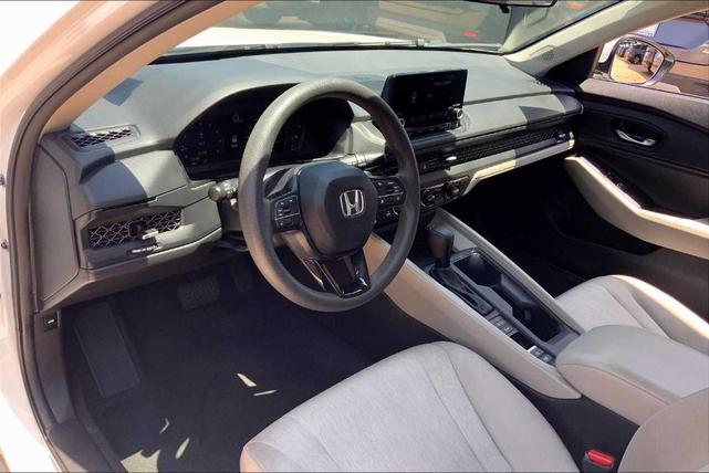 Photo of 2023 Platinum White Pearl Honda Accord