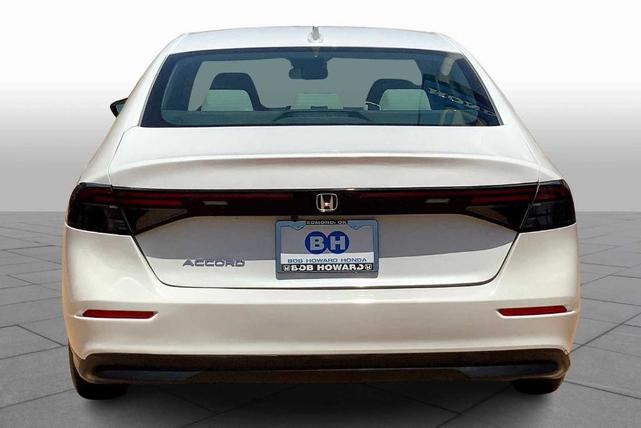 Photo of 2023 Platinum White Pearl Honda Accord