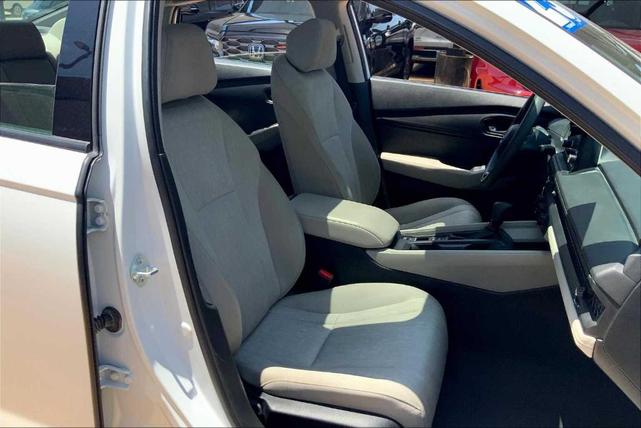 Photo of 2023 Platinum White Pearl Honda Accord
