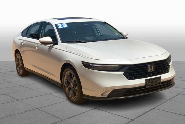 Photo of 2023 Platinum White Pearl Honda Accord