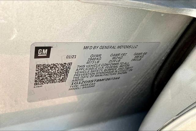 Photo of 2021 Silver Ice Metallic Chevrolet Malibu