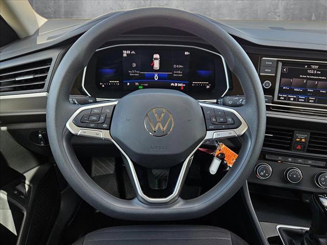 Photo of 2022 Pyrite Silver Metallic Volkswagen Jetta