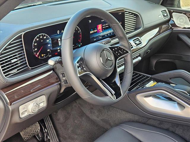Photo of 2025 Obsidian Black Metallic Mercedes-Benz GLS 450