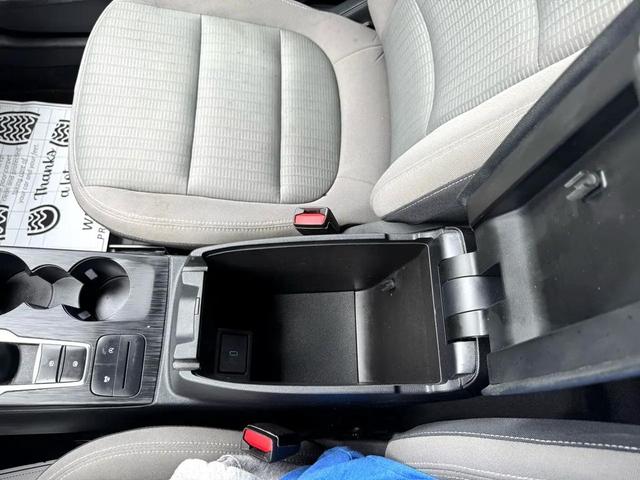 Photo of 2020 Gray Ford Escape