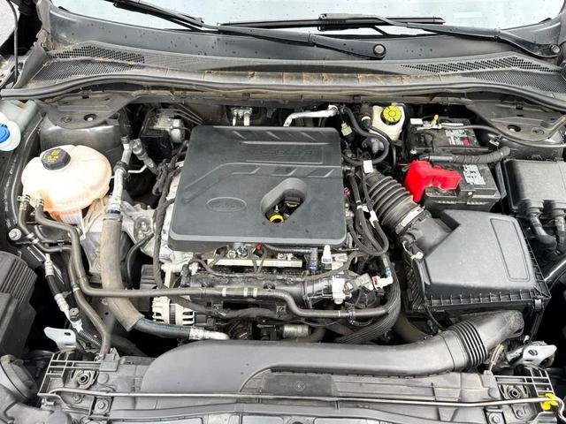 Photo of 2020 Gray Ford Escape