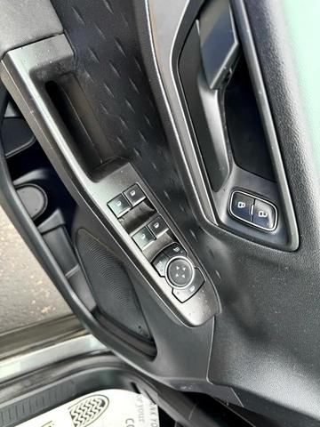 Photo of 2020 Gray Ford Escape