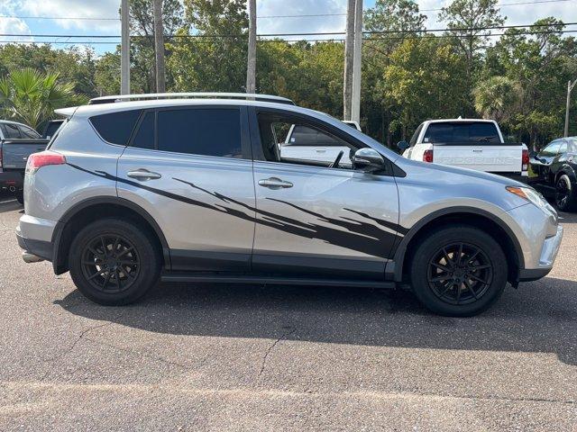 Photo of 2018 Silver Sky Metallic Toyota RAV4