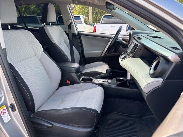 Photo of 2018 Silver Sky Metallic Toyota RAV4