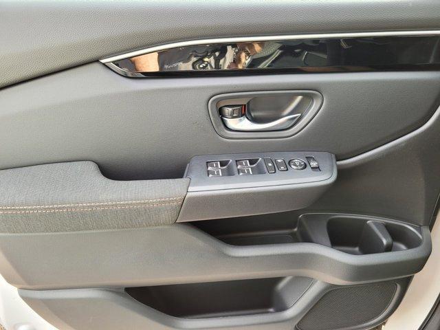 Photo of 2025 Platinum White Pearl Honda Pilot